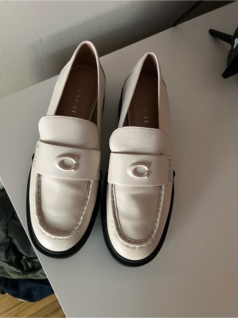 Coach White Leah Leather Loafers with Black Lug Sole - Picture 2 of 6